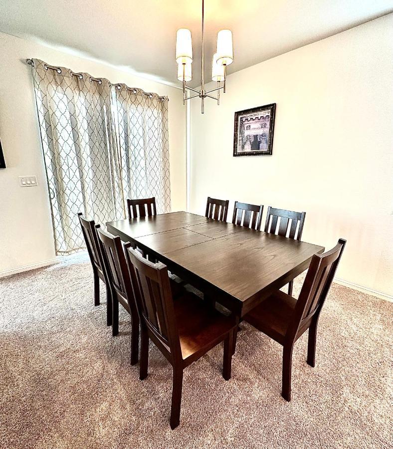 Spacious House, 5 Bedrooms, Sleeps 12, Near Las Vegas Strip And Airport Bagian luar foto