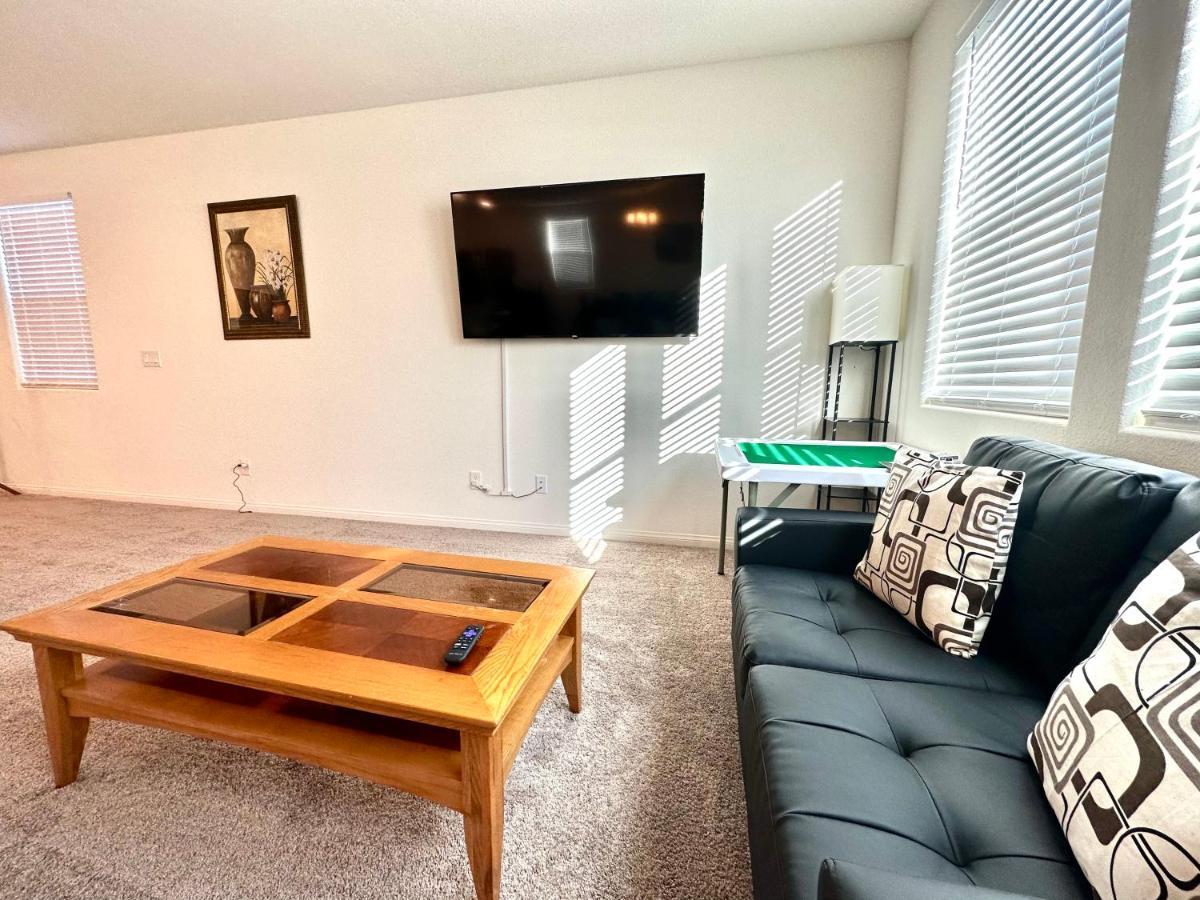 Spacious House, 5 Bedrooms, Sleeps 12, Near Las Vegas Strip And Airport Bagian luar foto