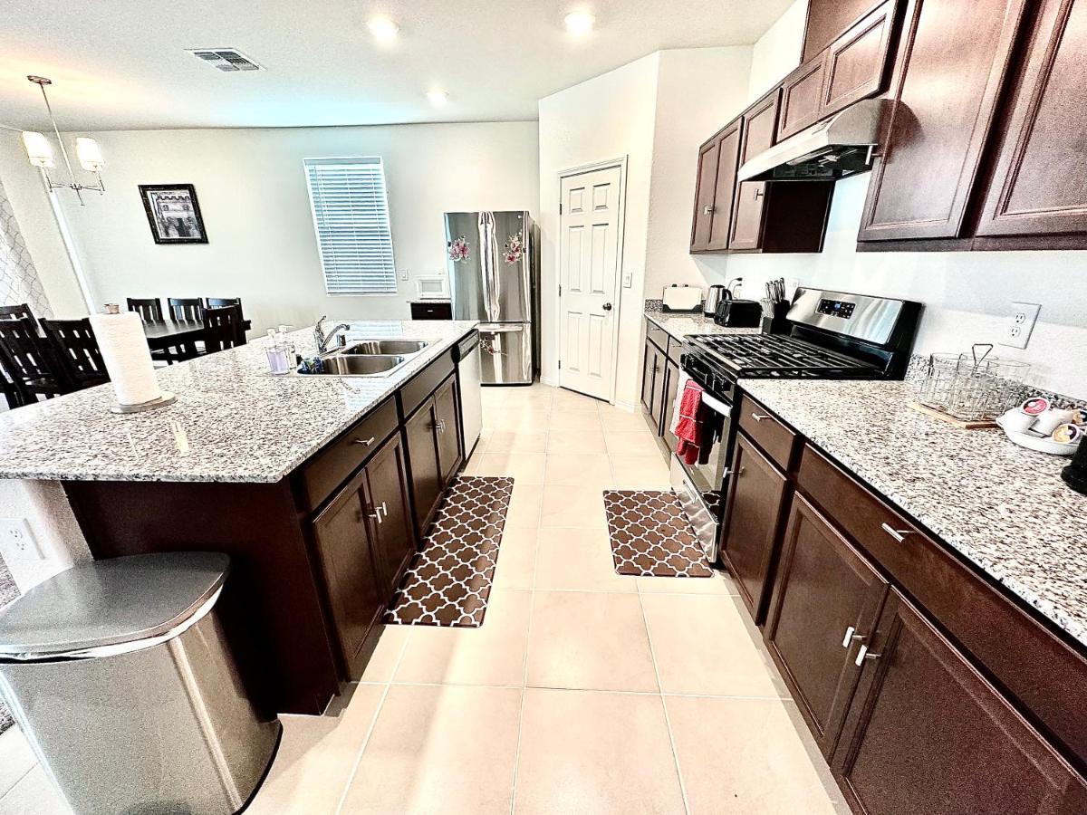 Spacious House, 5 Bedrooms, Sleeps 12, Near Las Vegas Strip And Airport Bagian luar foto